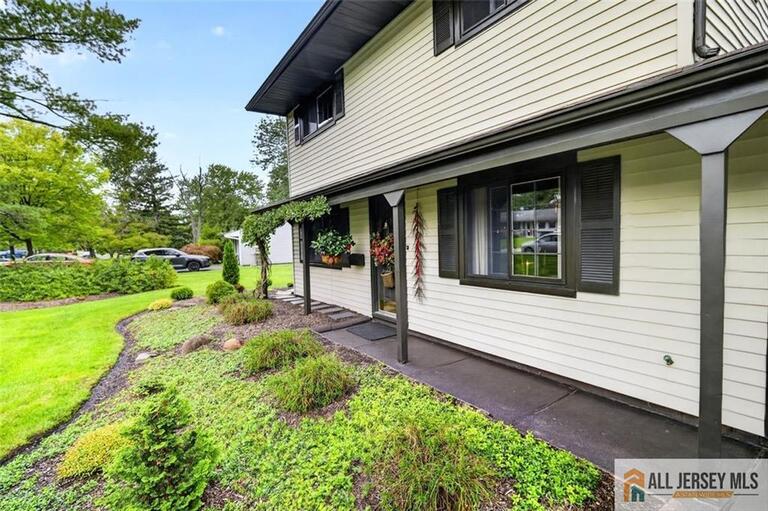 Photo 4 of 40 Emerald Road, South Brunswick NJ 08824, South Brunswick, NJ