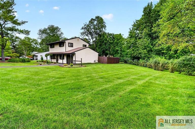 Photo 3 of 40 Emerald Road, South Brunswick NJ 08824, South Brunswick, NJ