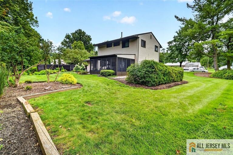 Photo 25 of 40 Emerald Road, South Brunswick NJ 08824, South Brunswick, NJ