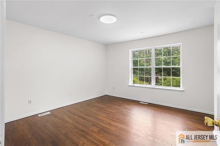 Photo 17 of 569 Buttonwood Drive, Jackson NJ 08527, Jackson, NJ