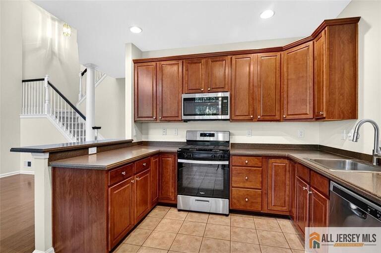 Photo 18 of 68 Osprey Drive, Old Bridge NJ 08857, Old Bridge, NJ