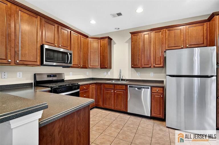 Photo 16 of 68 Osprey Drive, Old Bridge NJ 08857, Old Bridge, NJ