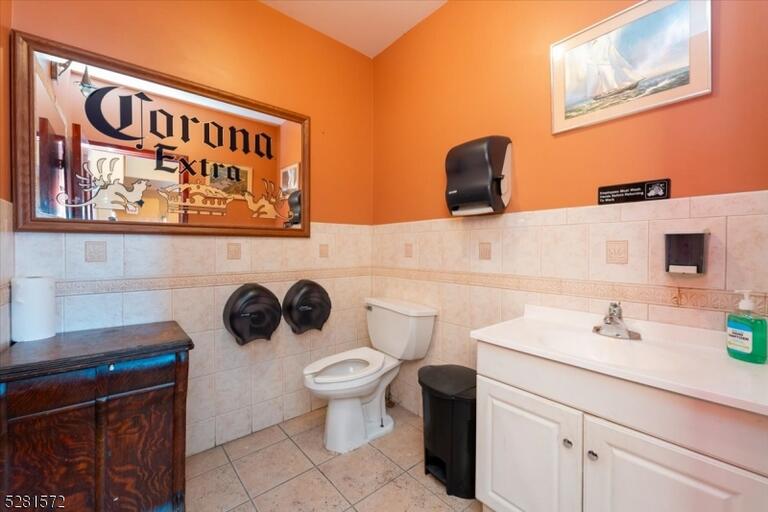 Property listing MLS 3896318 photo 23