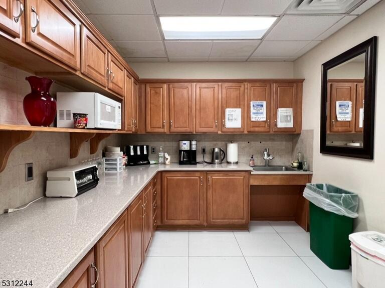 Property listing MLS 3923435 photo 4