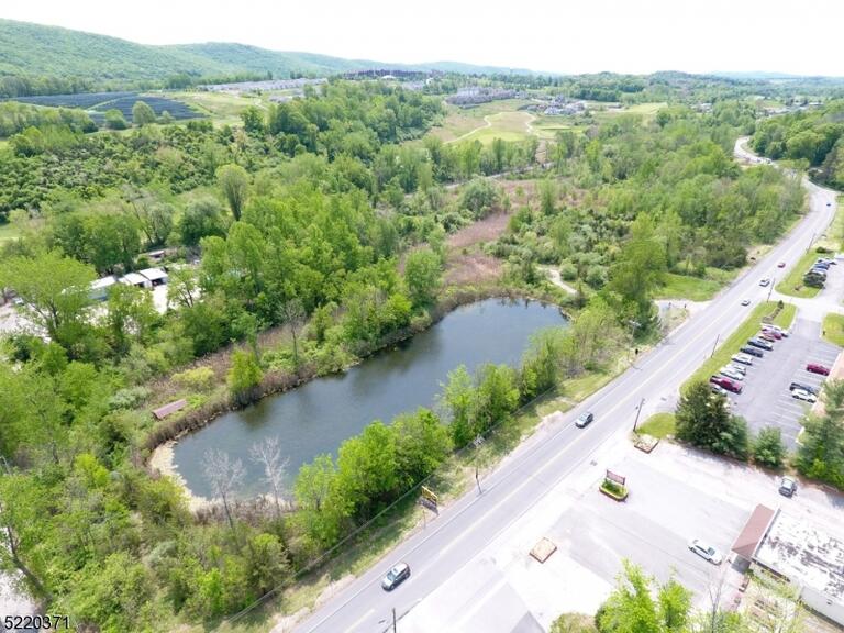 Property listing MLS 3990120 photo 4