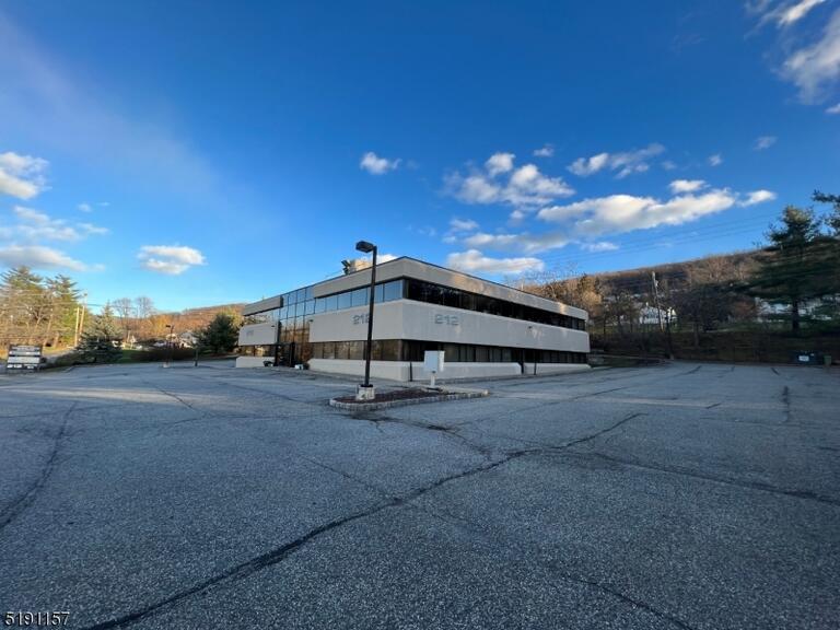 Property listing MLS 3992133 photo 1