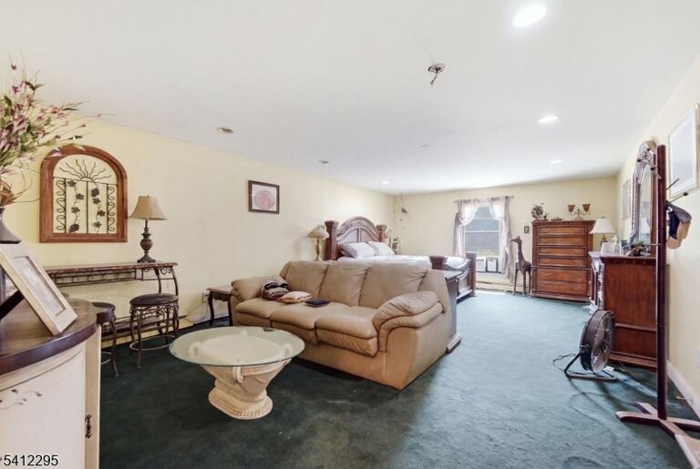 Property listing MLS 4010738 photo 37