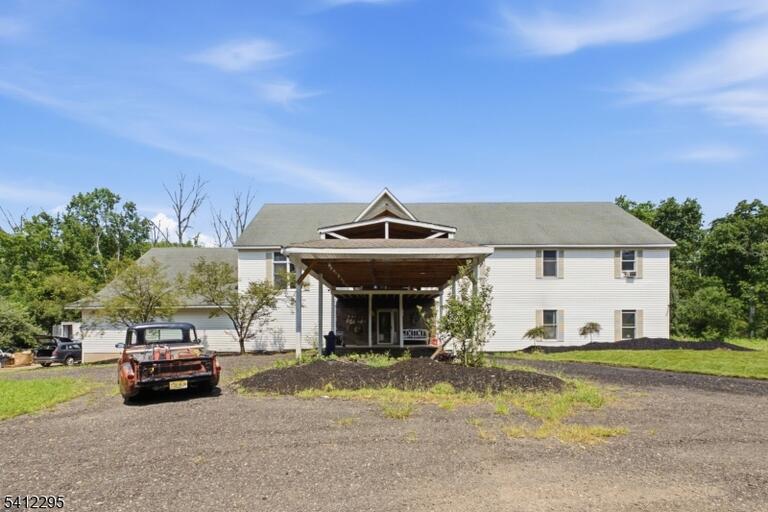 Property listing MLS 4010738 photo 8