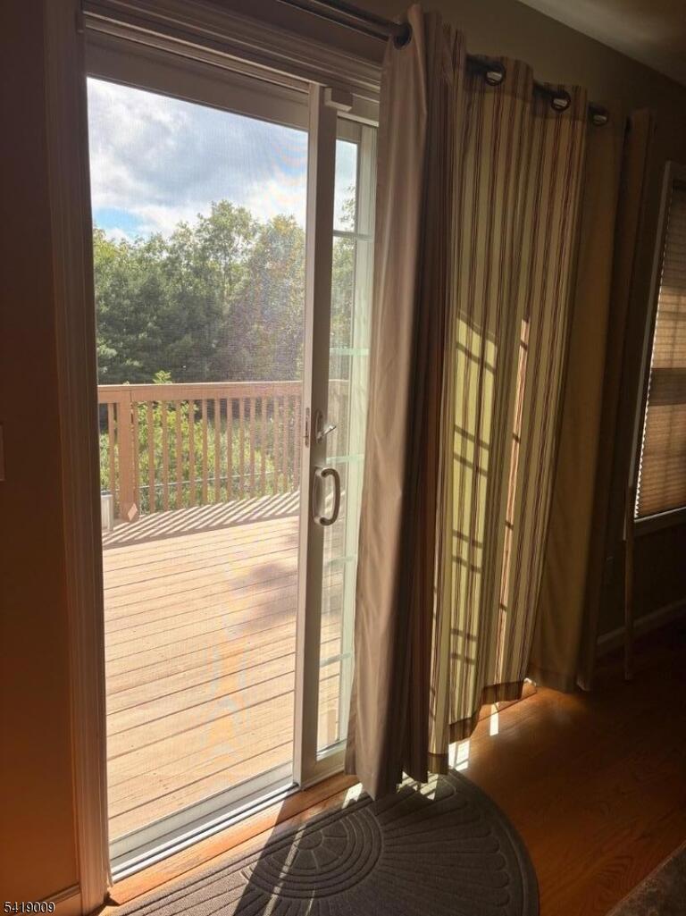Property listing MLS 4016106 photo 9
