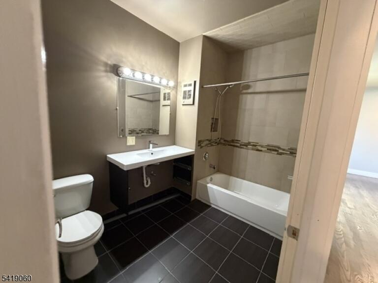 Property listing MLS 4016139 photo 12