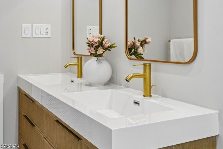 image-4023453-29.jpeg