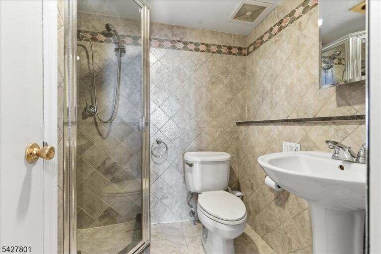 Property listing MLS 4023952 photo 15