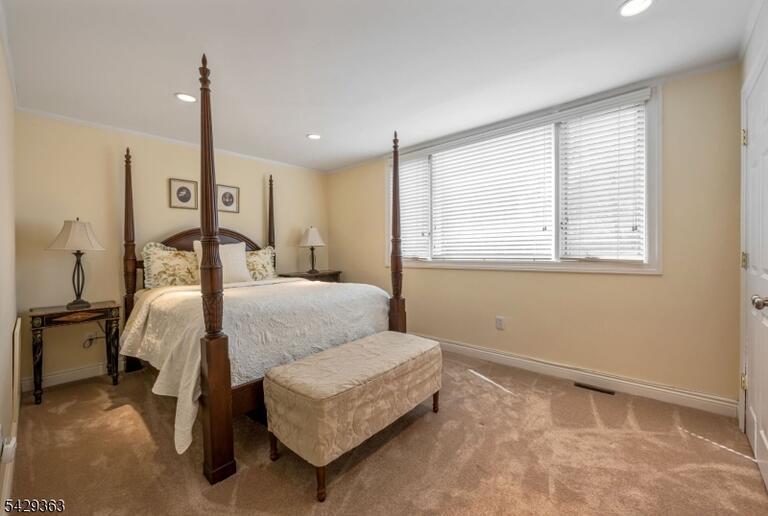 Property listing MLS 4025204 photo 32