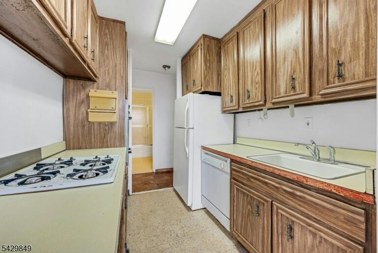 Property listing MLS 4026004 photo 8
