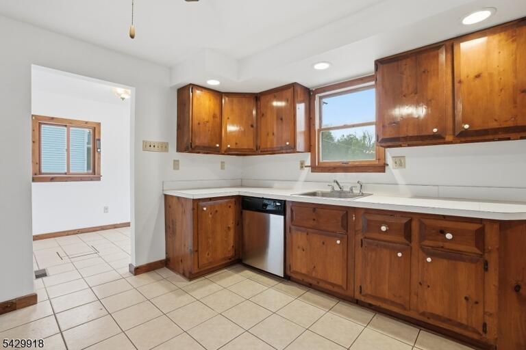 Property listing MLS 4026261 photo 8