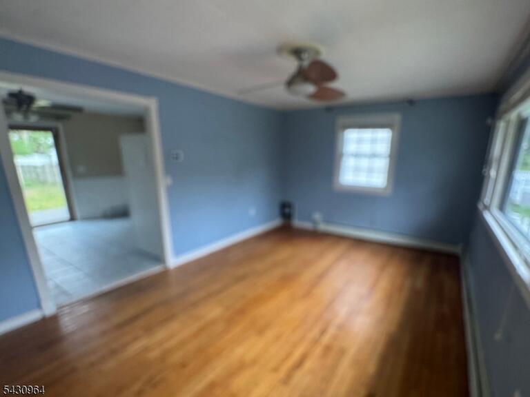 Property listing MLS 4026642 photo 2