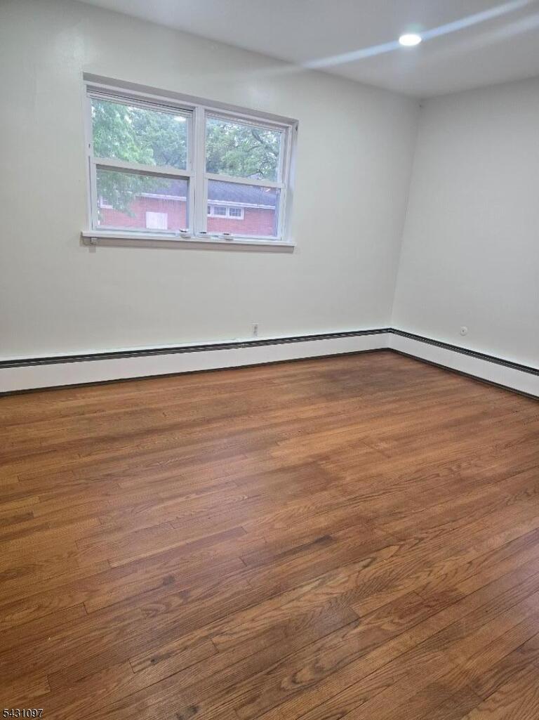 Property listing MLS 4026709 photo 5