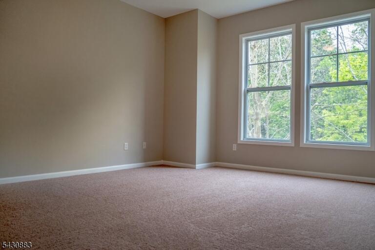 Property listing MLS 4027863 photo 24