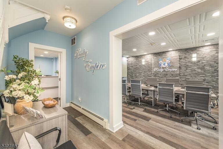 Property listing MLS 4029481 photo 9