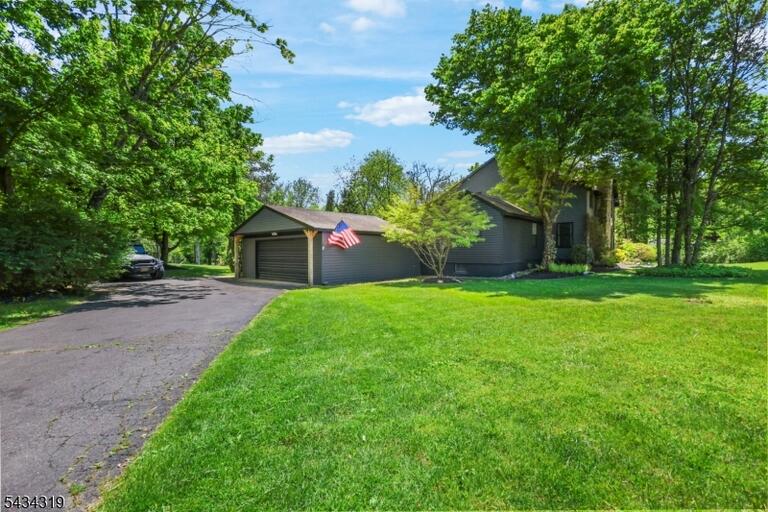 Property listing MLS 4029649 photo 43