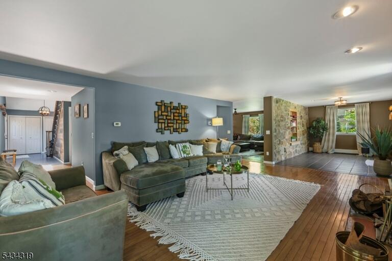 Property listing MLS 4029649 photo 6
