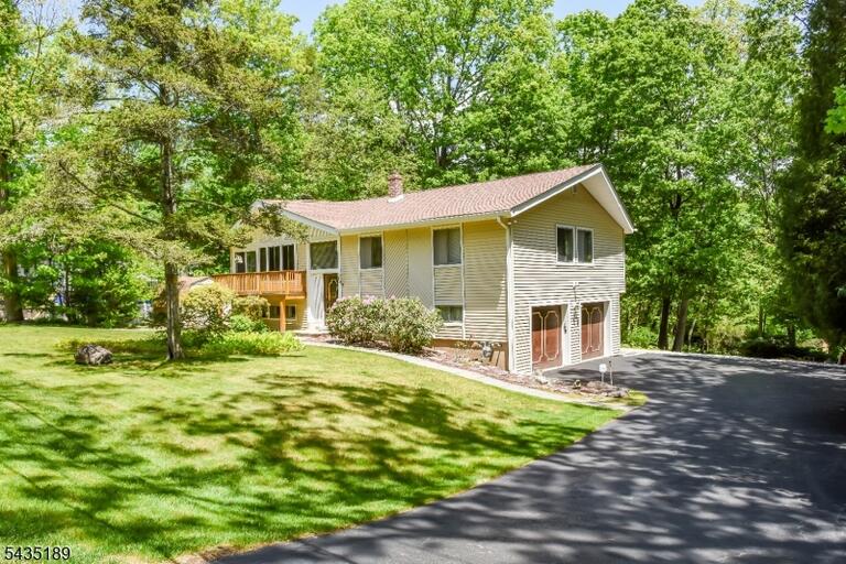 Property listing MLS 4031210 photo 1