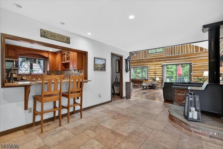 Property listing MLS 4031565 photo 13