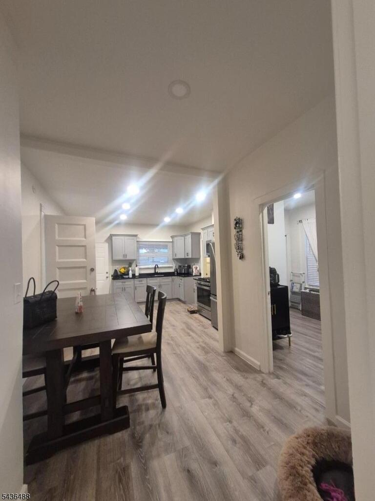 Property listing MLS 4031570 photo 3