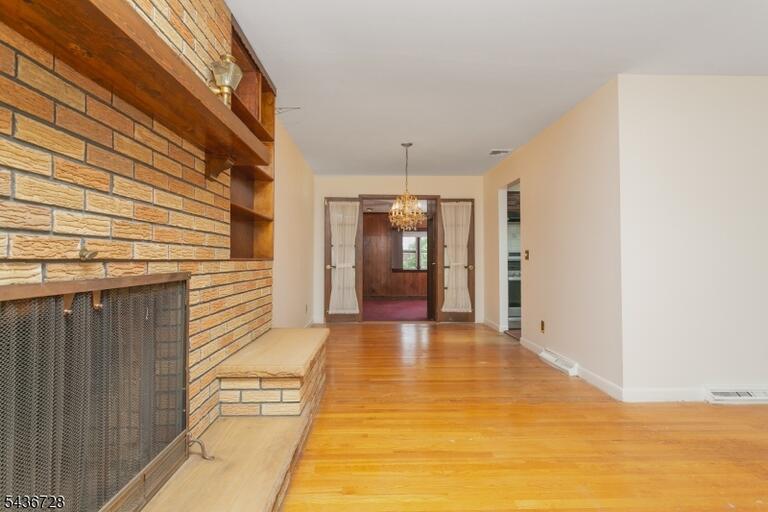 Property listing MLS 4031831 photo 10