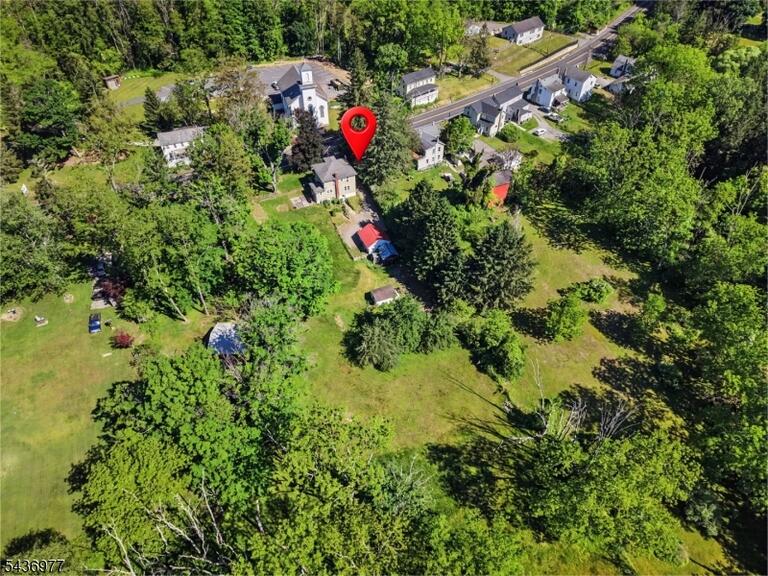 Property listing MLS 4031950 photo 16