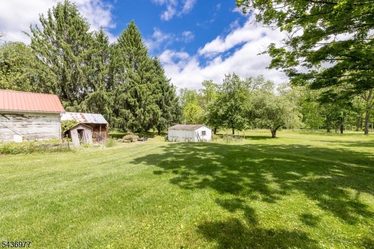 Property listing MLS 4031950 photo 23