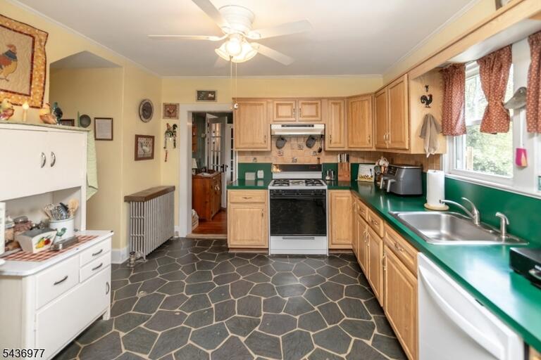 Property listing MLS 4031950 photo 36