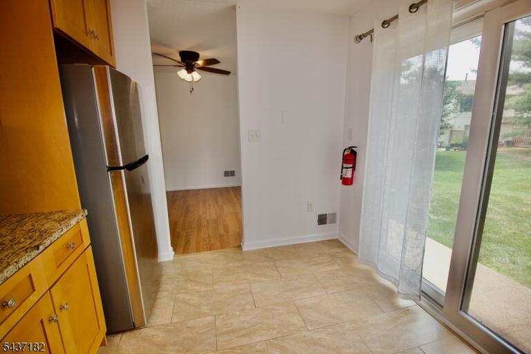 Property listing MLS 4032173 photo 3