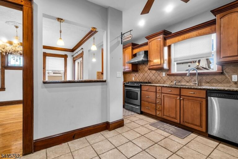 Property listing MLS 4032521 photo 12