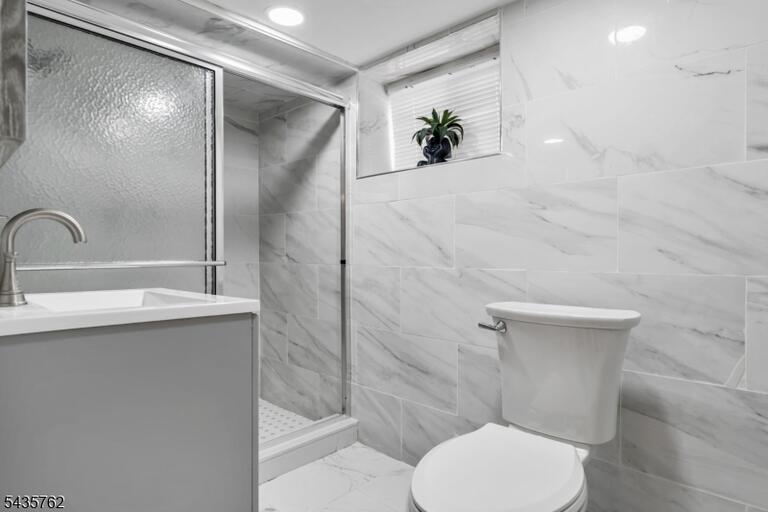 Property listing MLS 4032521 photo 24