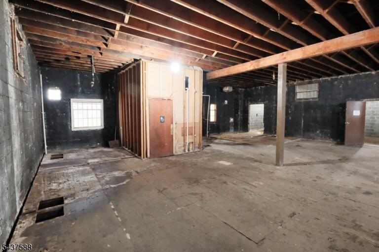 Property listing MLS 4032554 photo 11