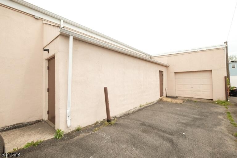 Property listing MLS 4032554 photo 3