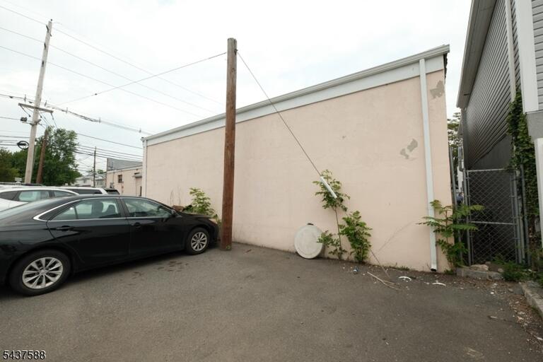 Property listing MLS 4032554 photo 4