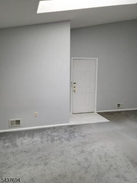 Property listing MLS 4032641 photo 2