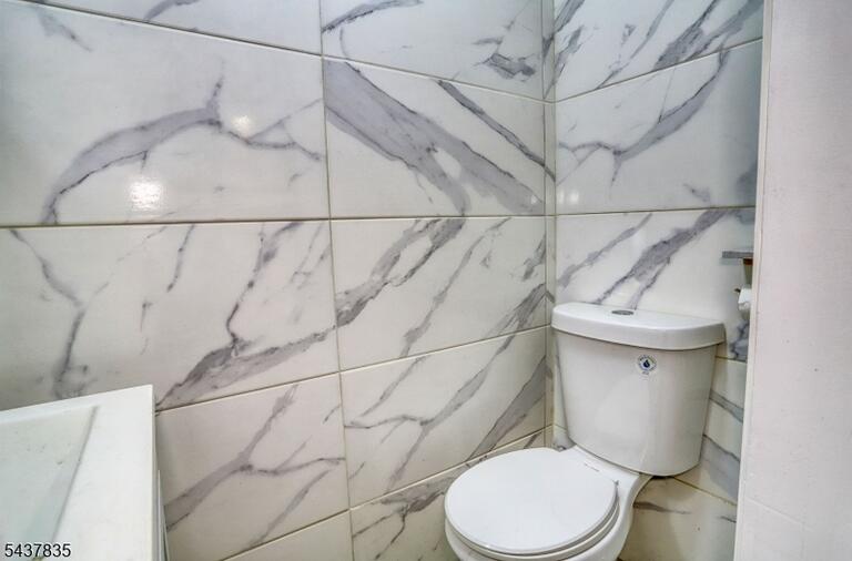 Property listing MLS 4032766 photo 7