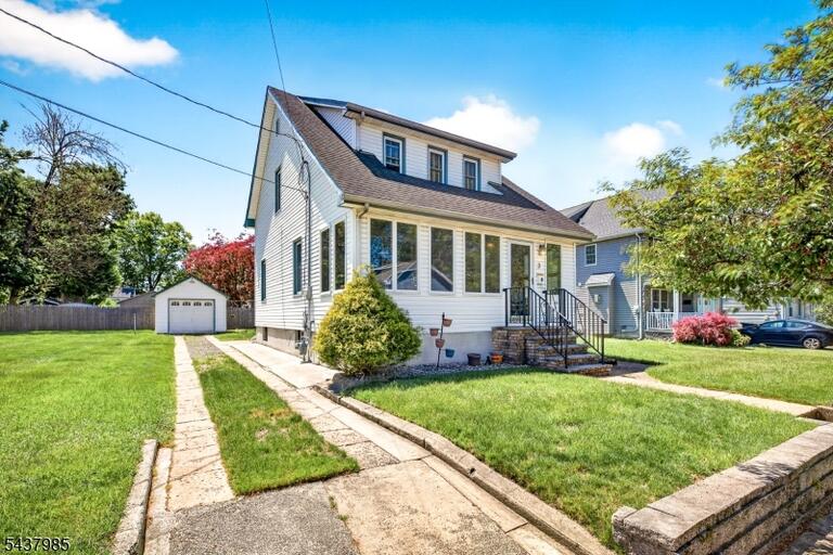 Property listing MLS 4032887 photo 4
