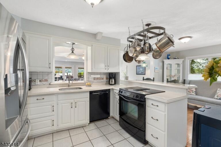 Property listing MLS 4033016 photo 19