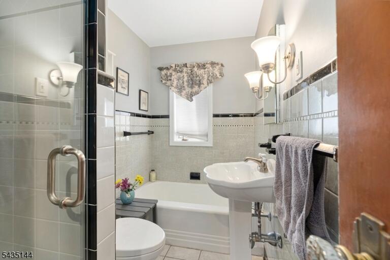Property listing MLS 4033016 photo 21
