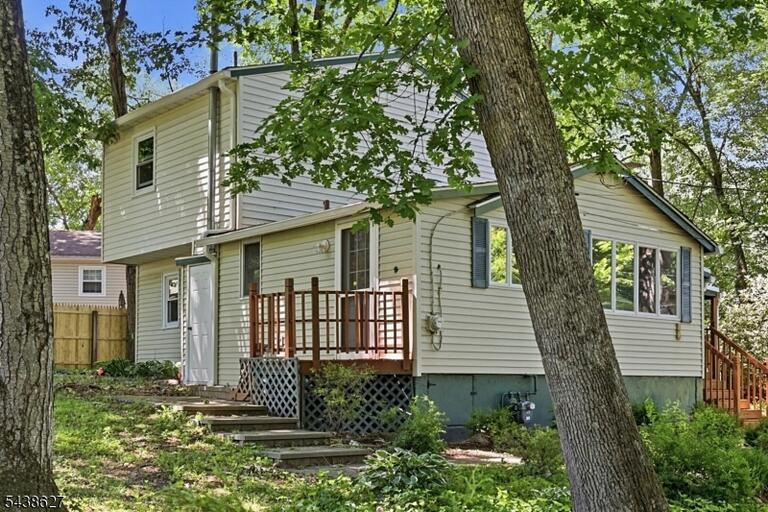 Property listing MLS 4033387 photo 22