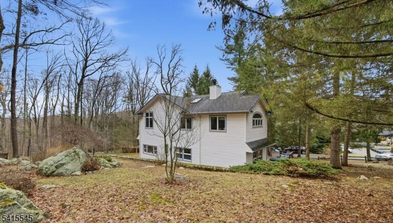 Property listing MLS 4033605 photo 27