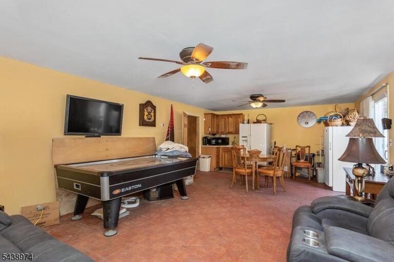Property listing MLS 4033743 photo 34