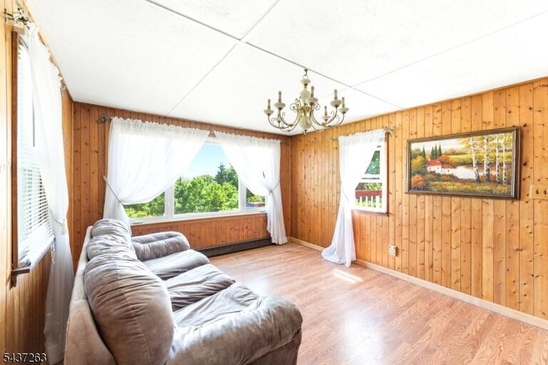 Property listing MLS 4033746 photo 4