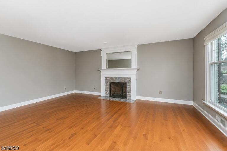 Property listing MLS 4034015 photo 17