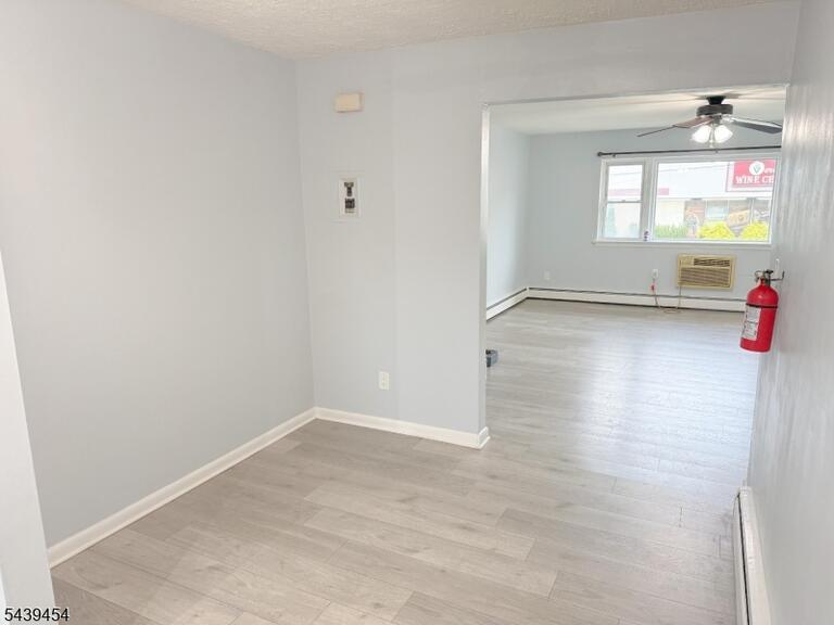 Property listing MLS 4034215 photo 4