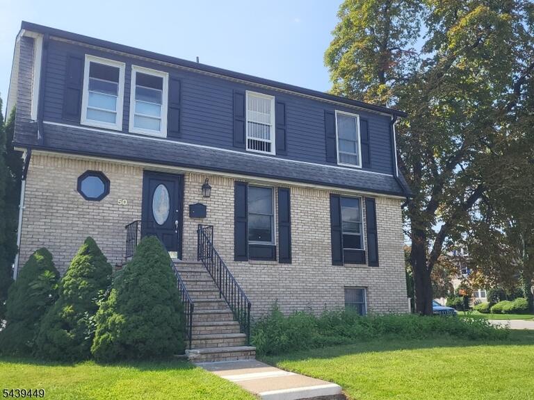 Property listing MLS 4034248 photo 2